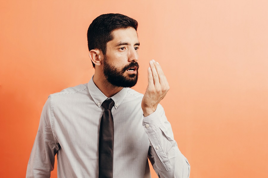 New Year’s Resolution: Address Your Bad Breath and Boost Your Self-Confidence Levels!